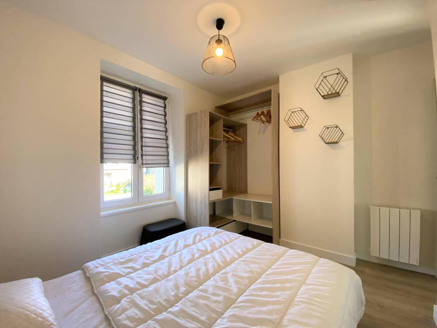 Bel Renove 5 Personnes Au Centre De - Ref 957 *